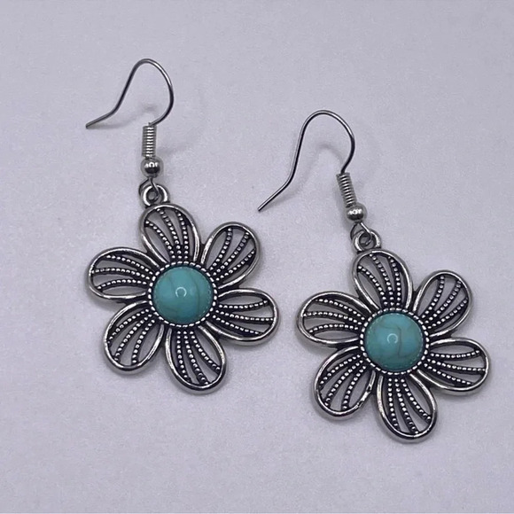Silver Turquoise Flower Earrings - Picture 1 of 4